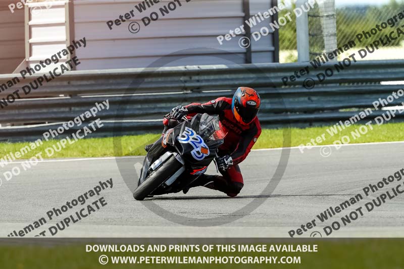 enduro digital images;event digital images;eventdigitalimages;no limits trackdays;peter wileman photography;racing digital images;snetterton;snetterton no limits trackday;snetterton photographs;snetterton trackday photographs;trackday digital images;trackday photos